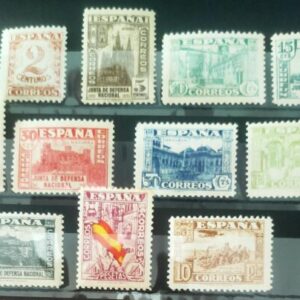 EDIFIL 802/13 * JUNTA DE DEFENSA. VALOR DE CATÁLOGO 175 €