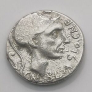 AÑO 105 A.C. DENARIO. FAMILIA CORNELIA. PESO 3,9 GR