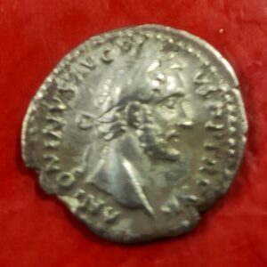 AÑO 151/152 D.C. ANTONINO PIO DENARIO. PESO 2,7 GR