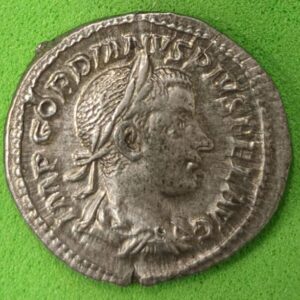 AÑO 240/44 D.C. GORDIANO III. DENARIO. PESO 3.2 GR