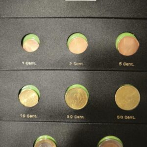 FINLANDIA. AÑO 2004. SERIE COMPLETA DE 8 MONEDAS, DESDE 1 CT HASTA 2 EUROS.